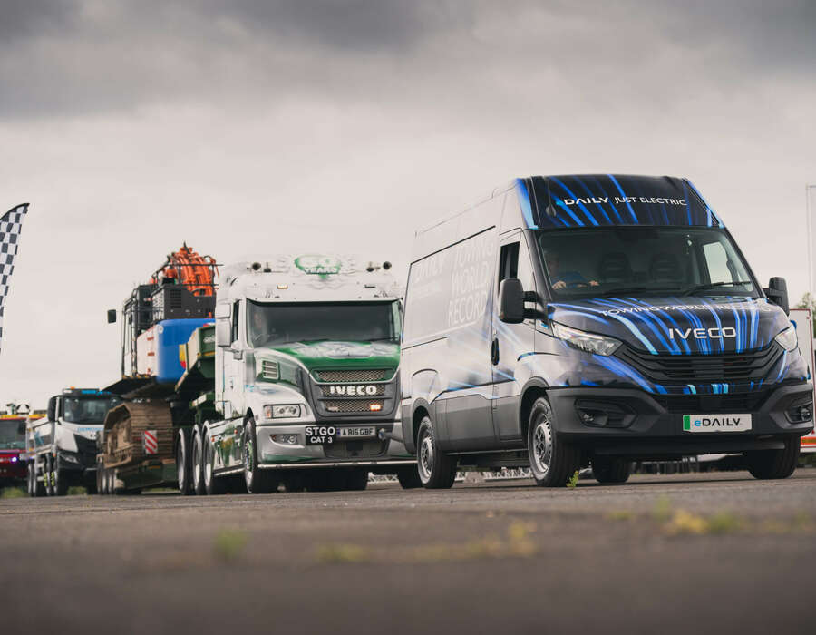 Iveco_e_Daily_Tow_World_Record_Luc_Lacey_0179 (1)